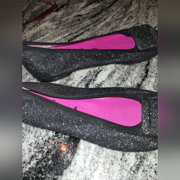 le babe black shimmery flats size 9 leather buckle detail - Picture 7 of 8